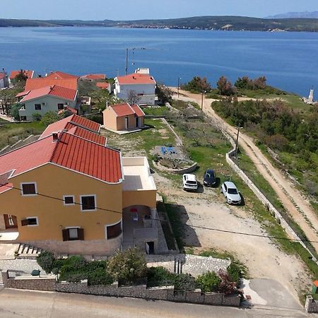 Apartments Mikecin Novigrad  Exterior photo