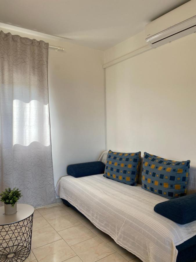 Apartments Mikecin Novigrad  Exterior photo