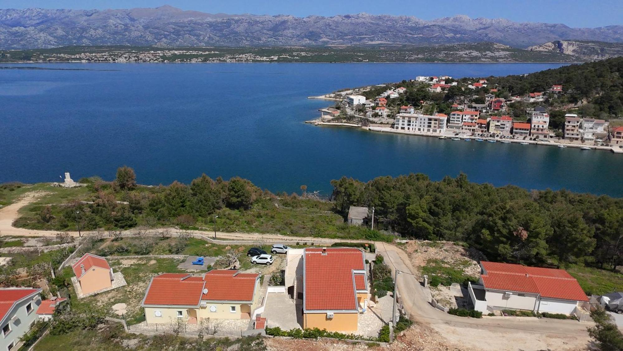 Apartments Mikecin Novigrad  Exterior photo